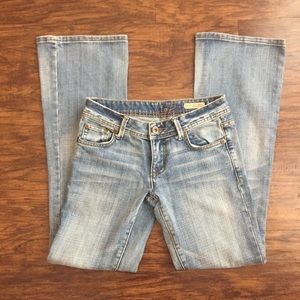 Chip and Pepper distressed denim jeans size 3